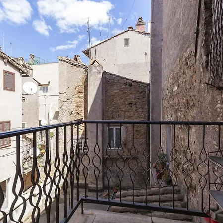 Campo Dei Fiori Apartament *
